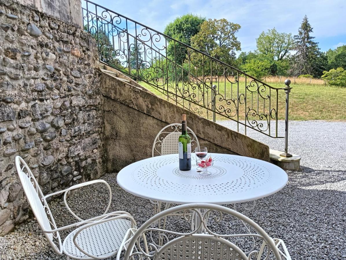 Chatescos - Estudio En Chateau Buitenkant foto